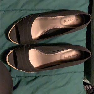 Kelly & Katie open toed size 8 1/2 pumps